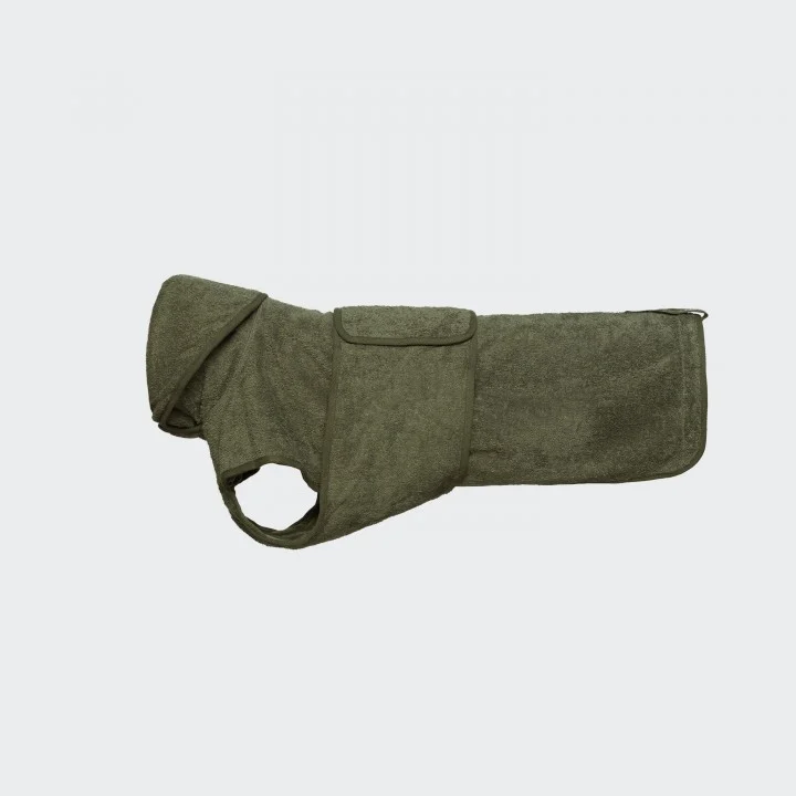 cloud7-dog-bathrobe-set-sylt-sage-on-grey